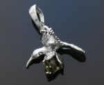 Koliber srebrny wisiorek z bursztynem SL06